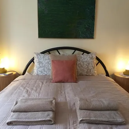 Apartment Arany Virag Vendeghaz